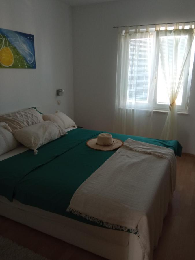 Apartments Tomic Vodice Ngoại thất bức ảnh