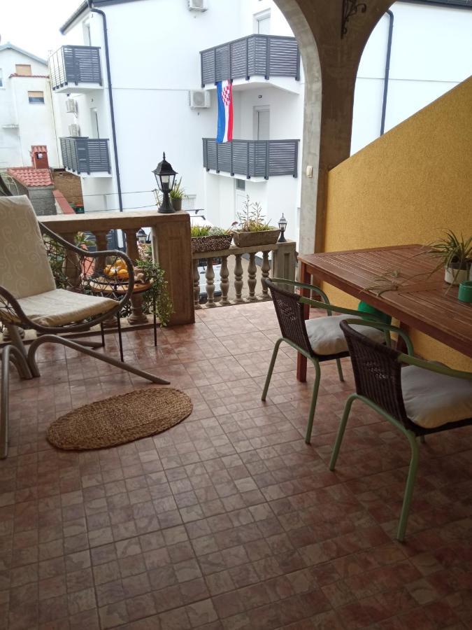 Apartments Tomic Vodice Ngoại thất bức ảnh