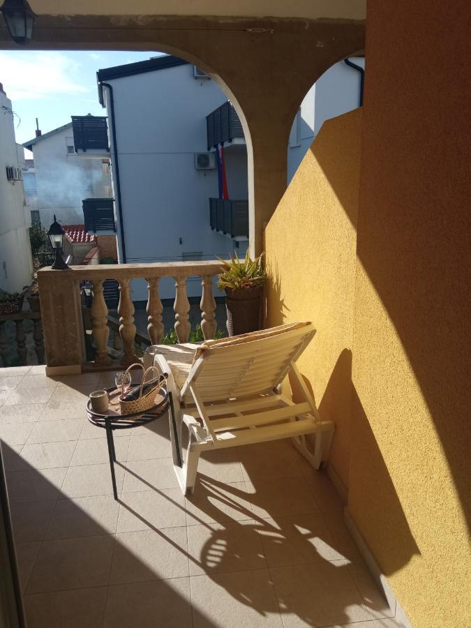 Apartments Tomic Vodice Ngoại thất bức ảnh