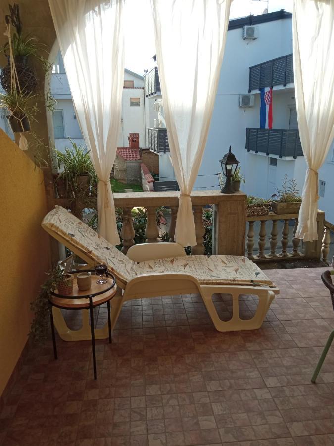 Apartments Tomic Vodice Ngoại thất bức ảnh