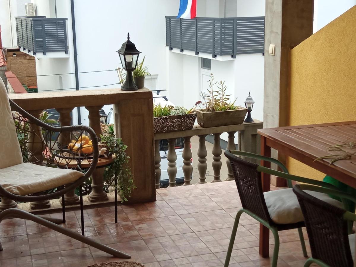 Apartments Tomic Vodice Ngoại thất bức ảnh