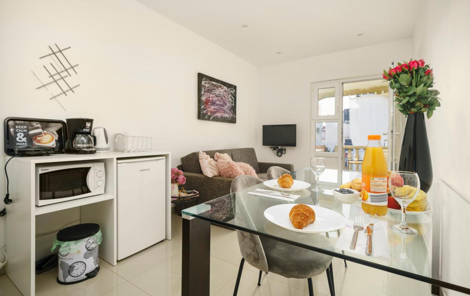 Apartments Tomic Vodice Ngoại thất bức ảnh
