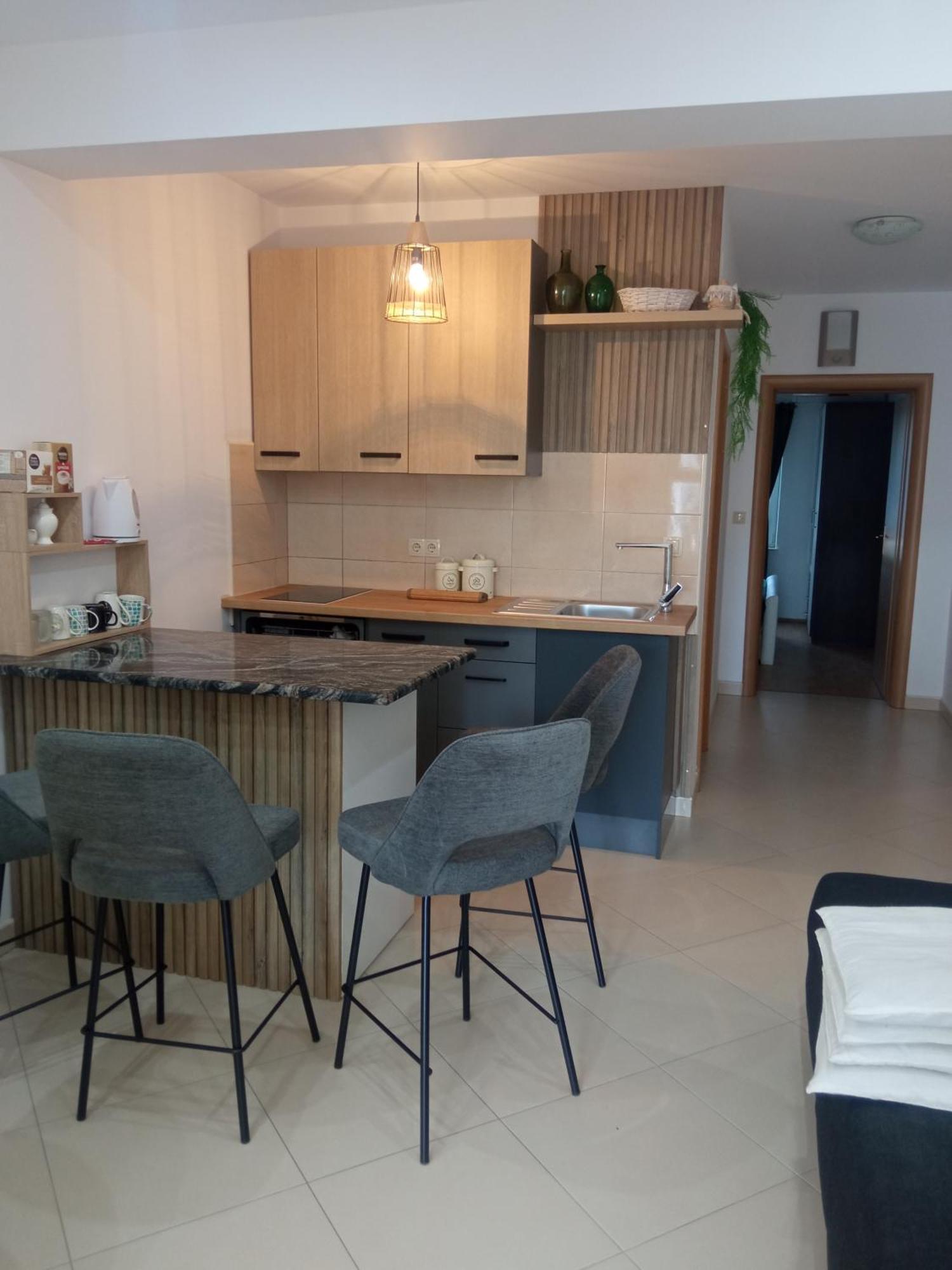 Apartments Tomic Vodice Ngoại thất bức ảnh